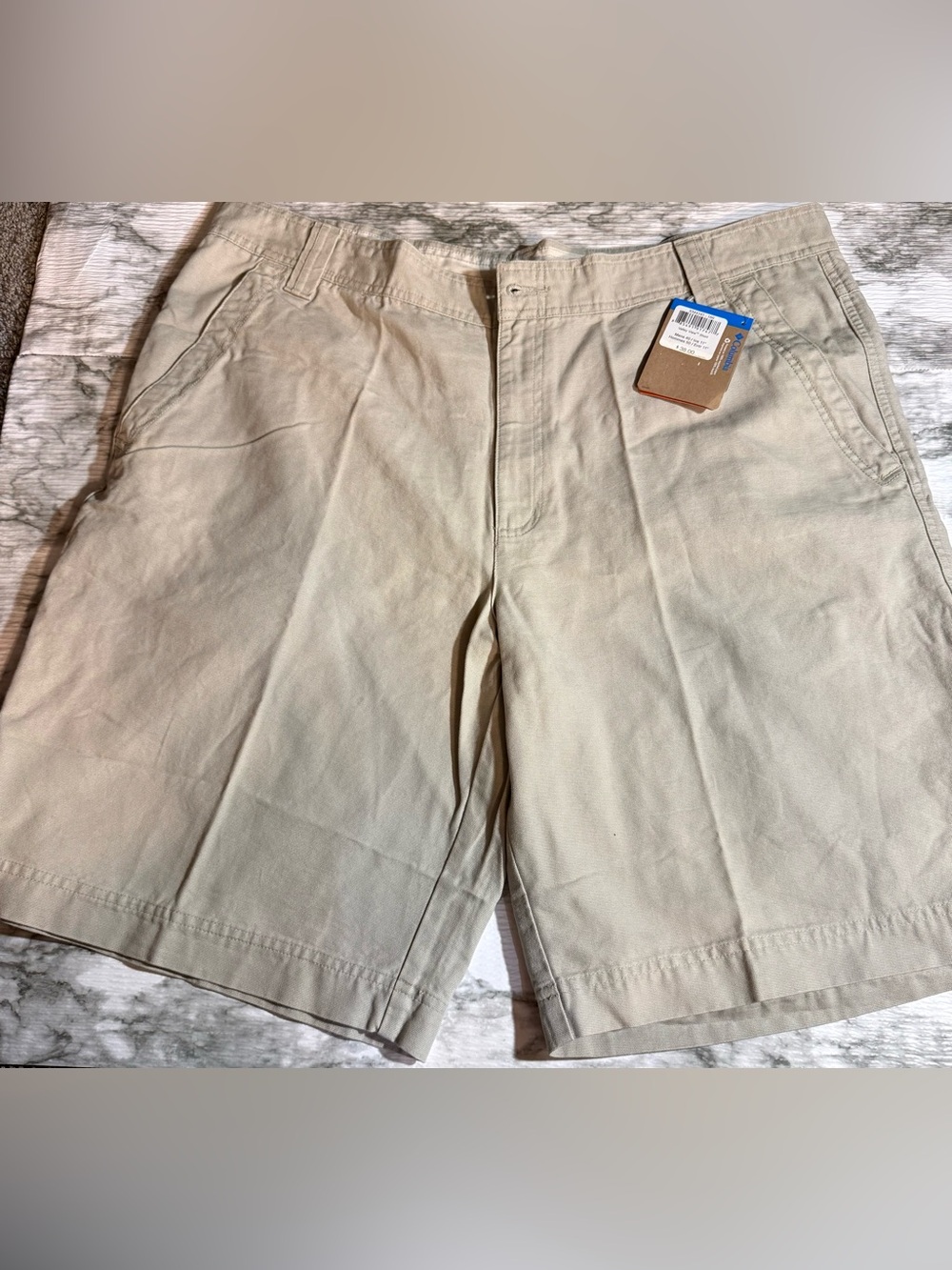 NWT Columbia Valley View Shorts Mens 40x11 Khaki Tan  UV Sun Protection UPF 50